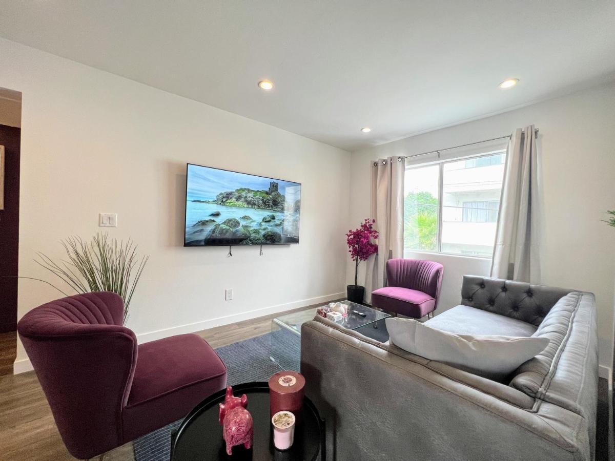 Hollywood Purple Habitat Villa ลอสแอนเจลิส ภายนอก รูปภาพ