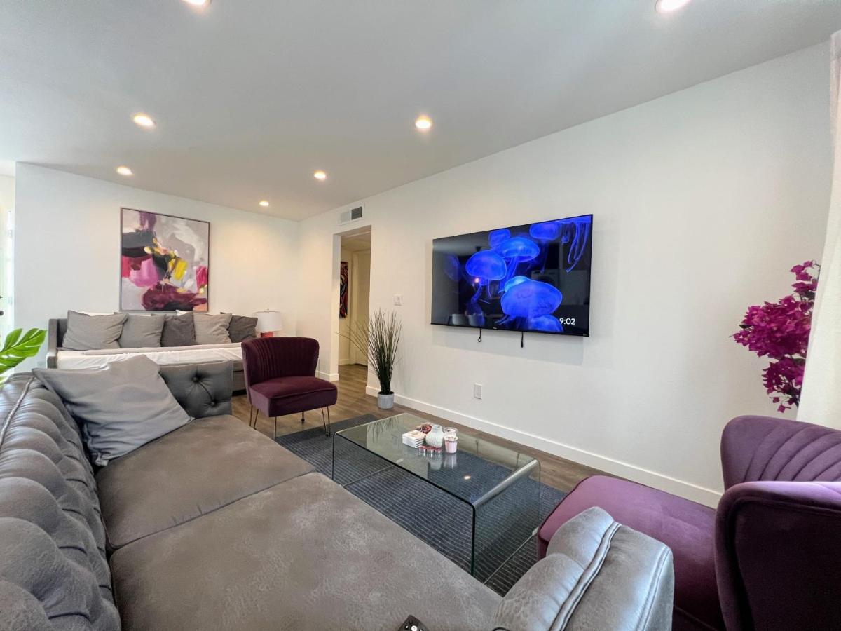 Hollywood Purple Habitat Villa ลอสแอนเจลิส ภายนอก รูปภาพ