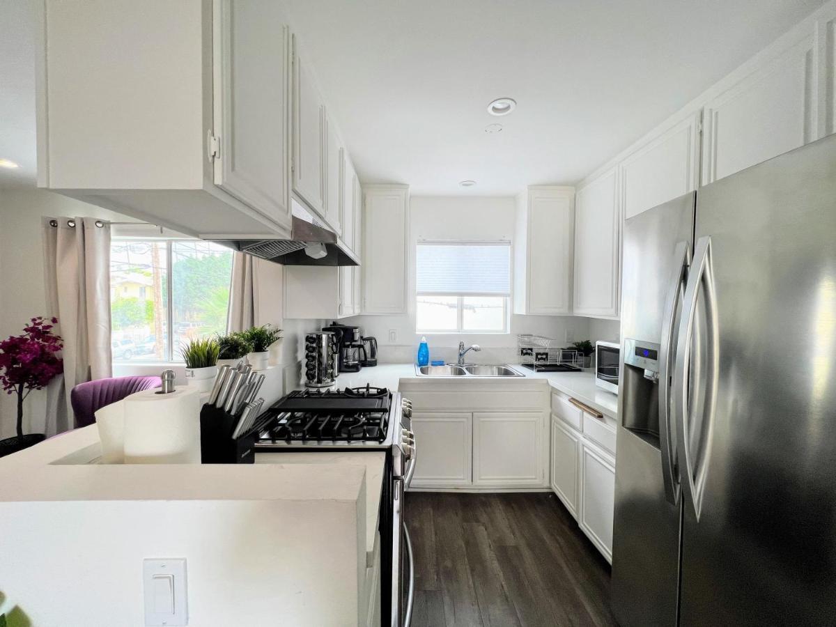 Hollywood Purple Habitat Villa ลอสแอนเจลิส ภายนอก รูปภาพ