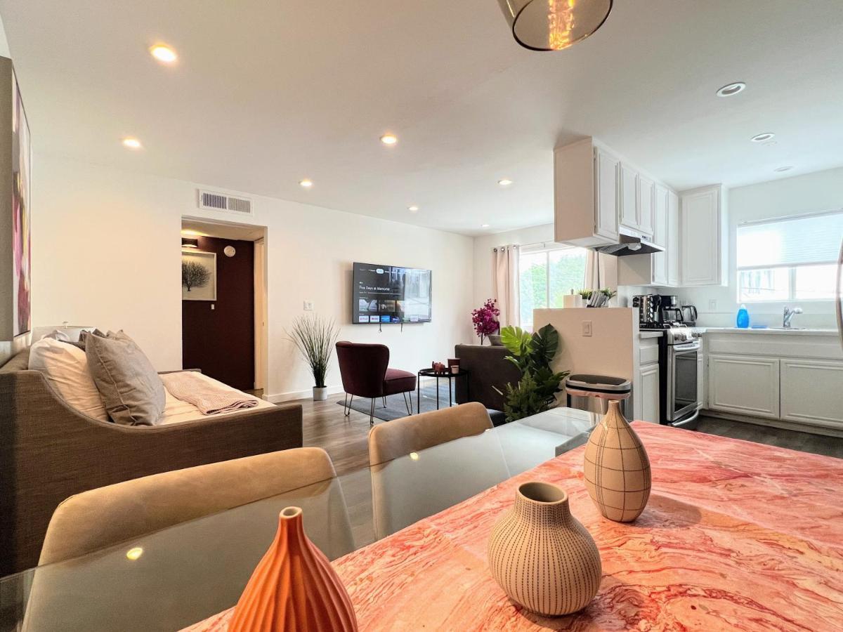 Hollywood Purple Habitat Villa ลอสแอนเจลิส ภายนอก รูปภาพ